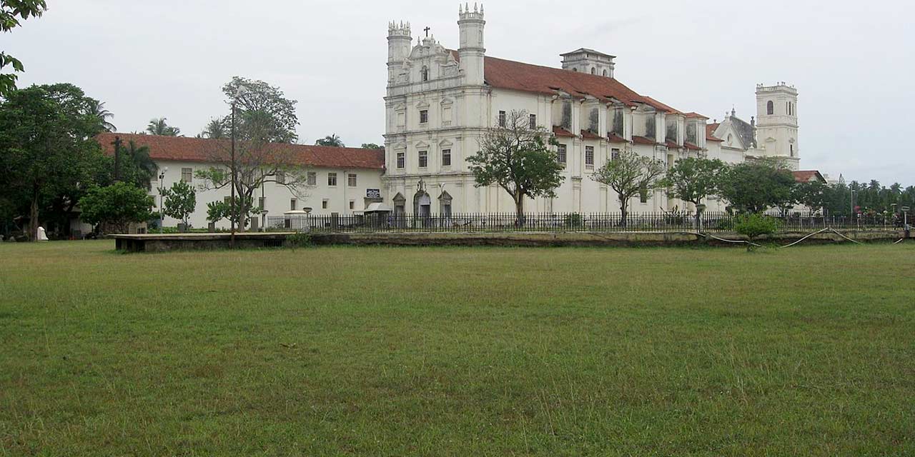 church-and-convent-of-st-francis-of-assisi-img